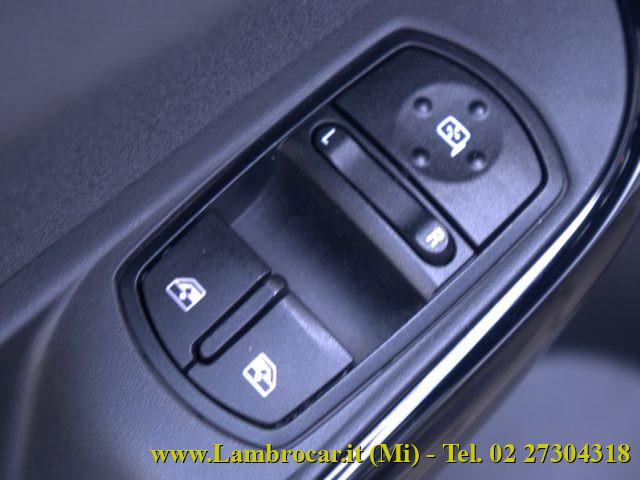 OPEL Corsa 1.4 90CV 5 porte b-Color