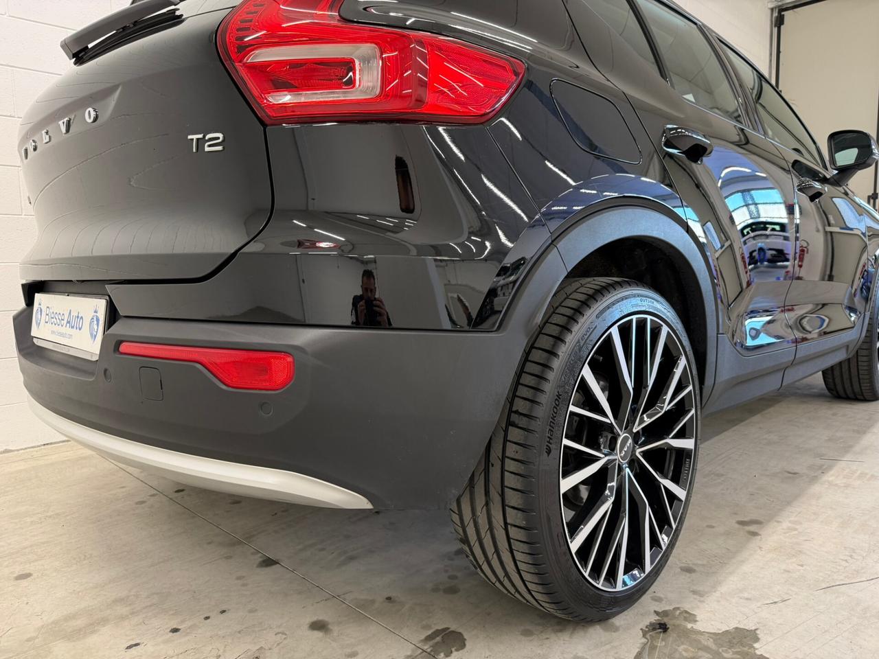 Volvo XC40 T2 automatico Essential