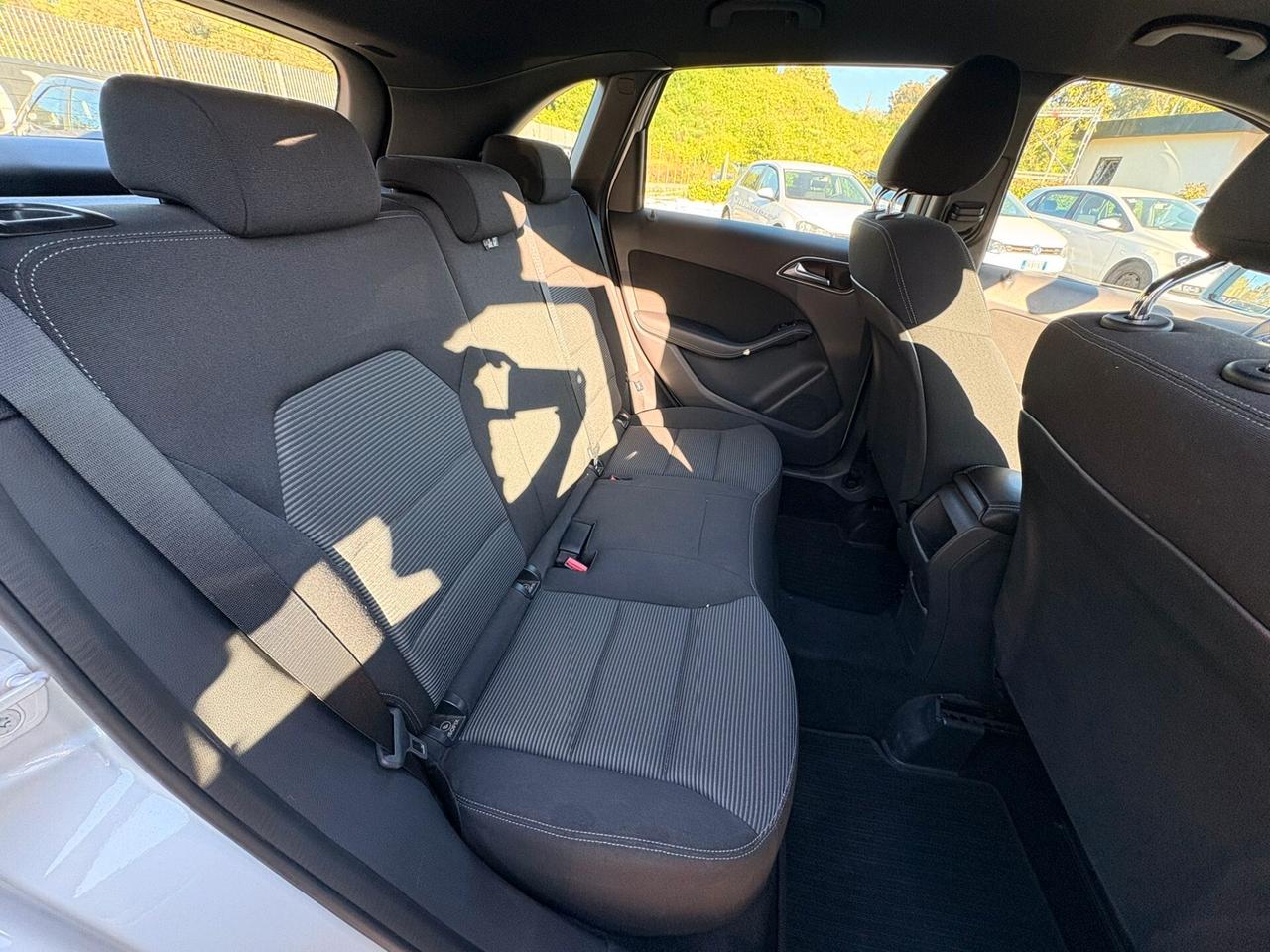 Mercedes-benz B 180 d Executive