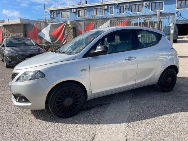 LANCIA Ypsilon 1.0 5 porte