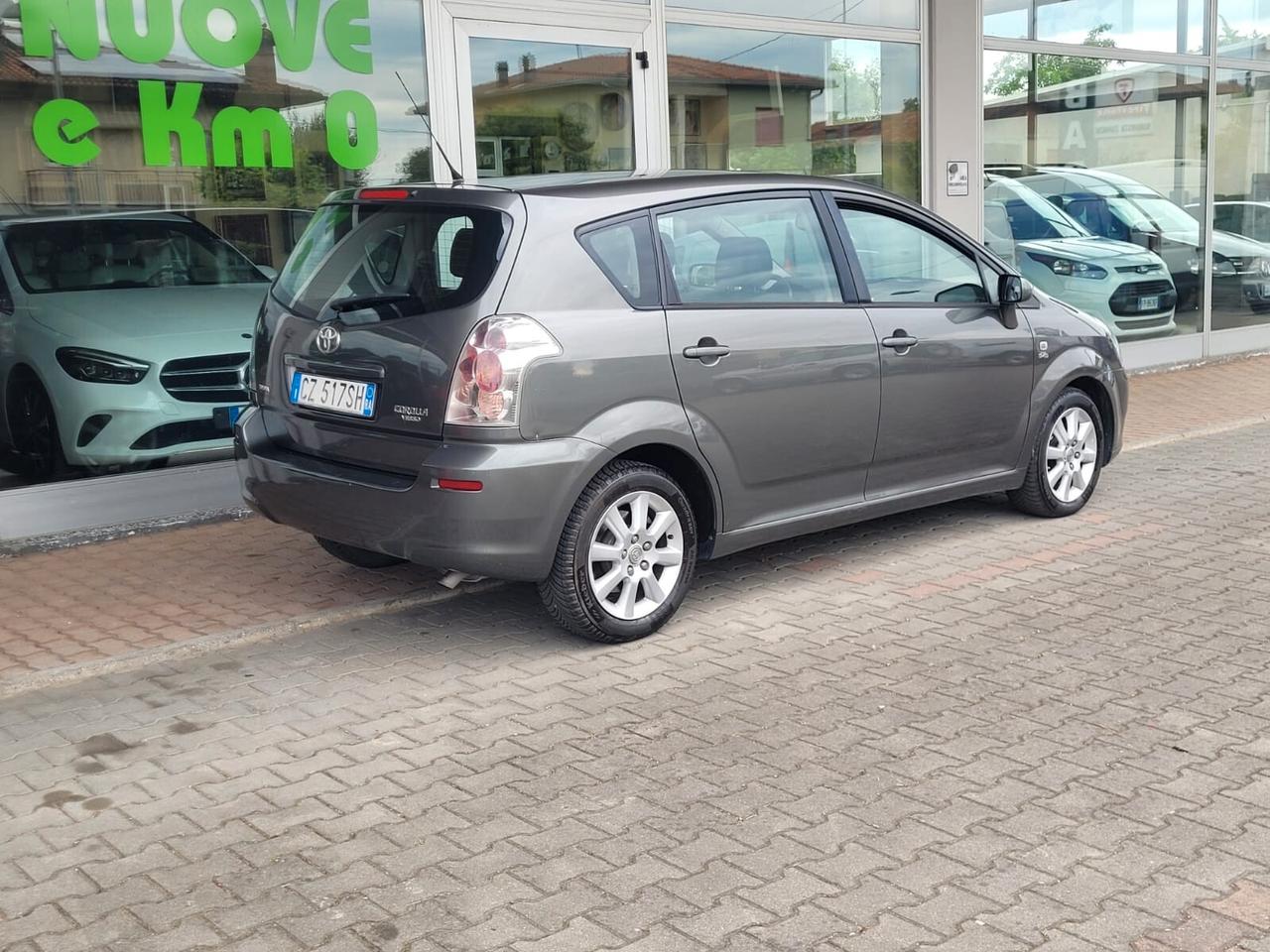 Toyota Corolla Verso 2.2 16V D-4D
