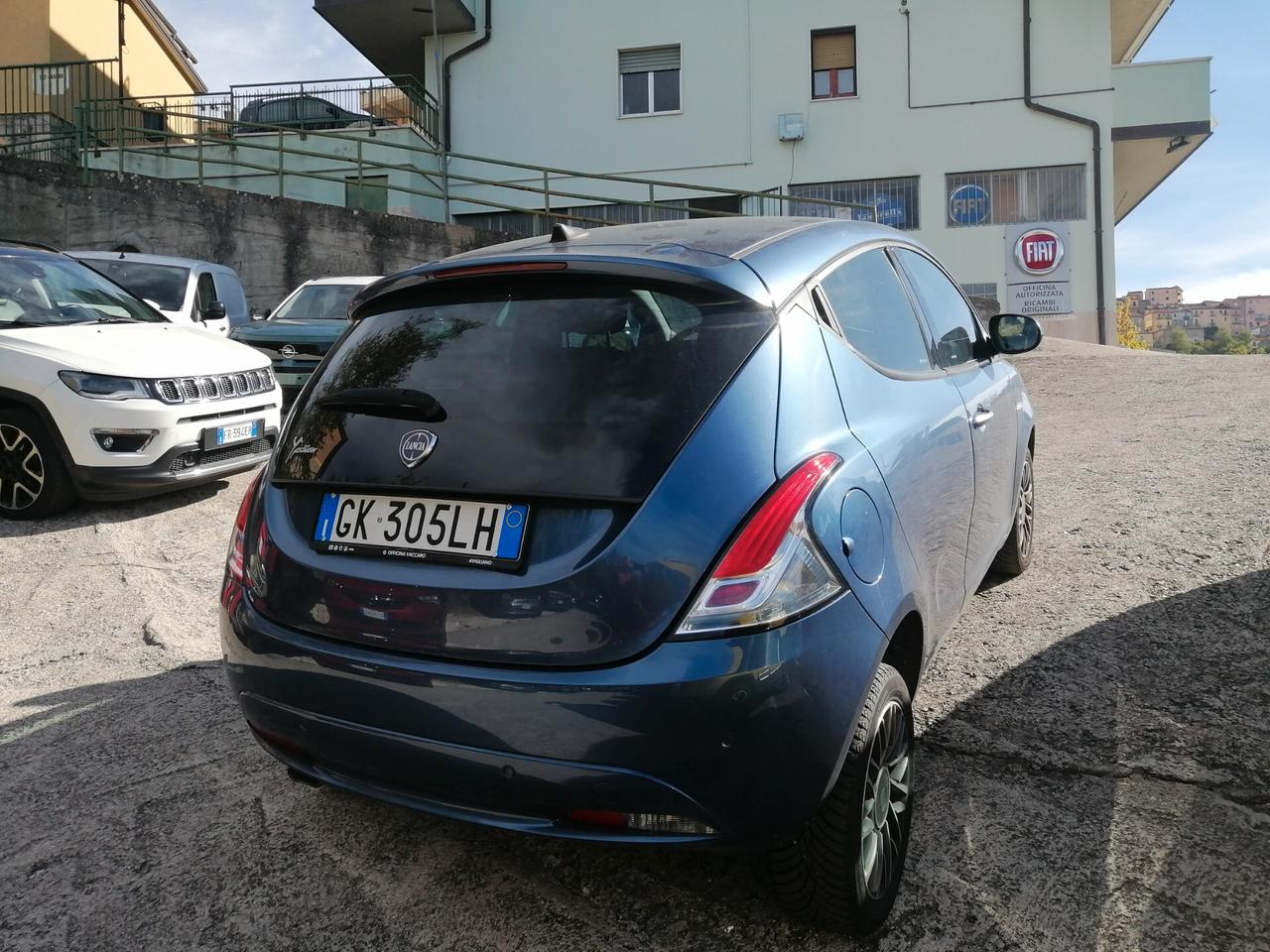 Lancia Ypsilon 1.2 69 CV 5 P GPL Gold