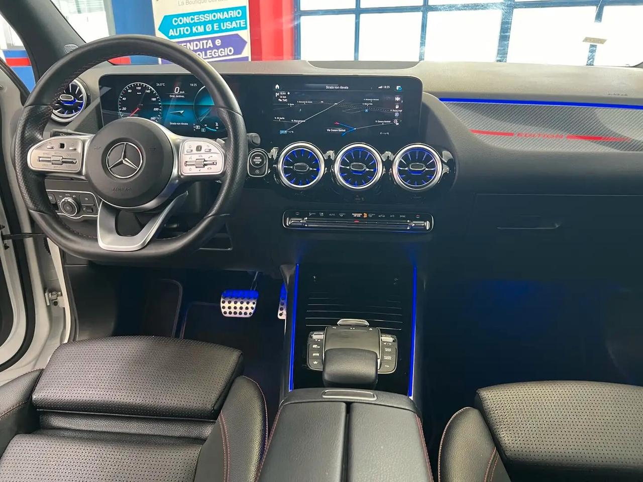 Mercedes-Benz GLA 200