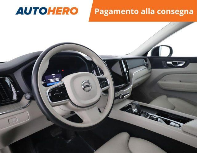 VOLVO XC60 B4 (d) AWD automatico Plus Dark