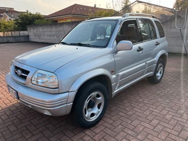 Suzuki Grand Vitara 5 porte 2.0i Benzina