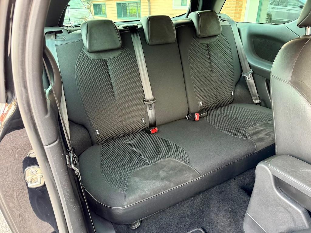 Ds DS3 DS 3 1.2 VTi 82 Just Black