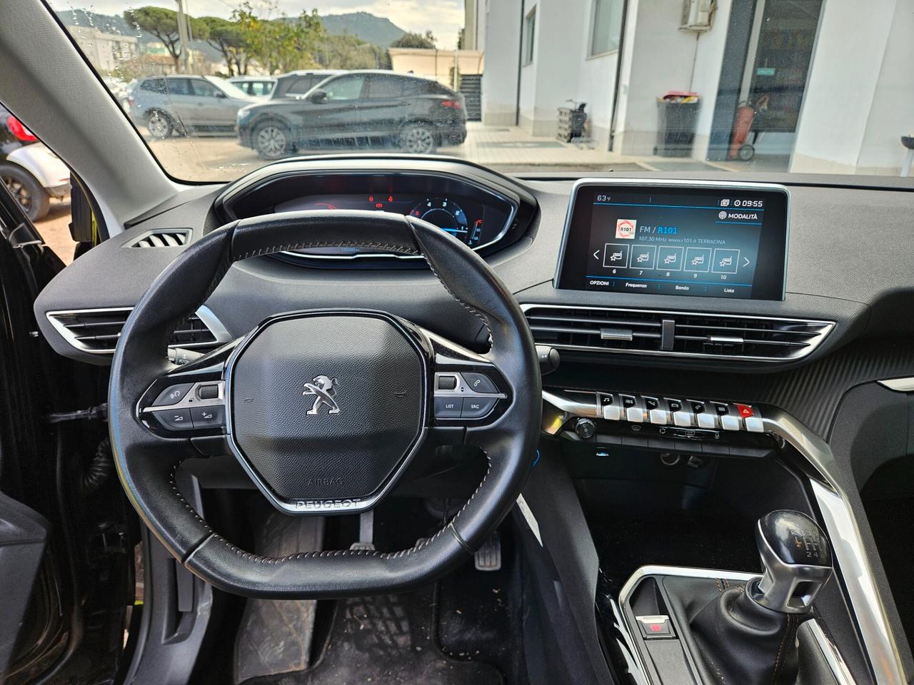 Peugeot 3008 BlueHDi 130 S&S Business