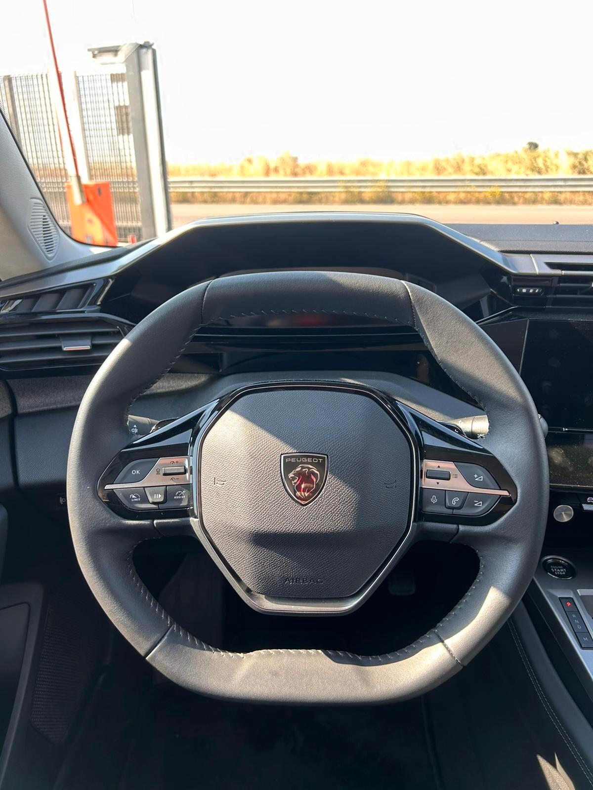 Peugeot 308 BlueHDi 130 S&S EAT8 Allure