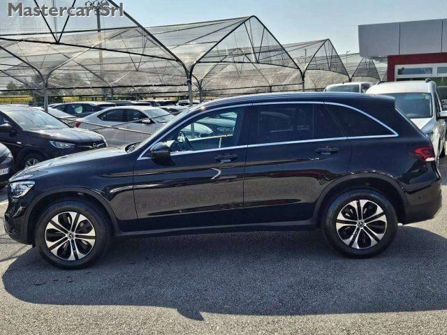 MERCEDES-BENZ GLC 300 300 DE 4MATIC EQ-POWER BUSINESS AUT - GJ880YV