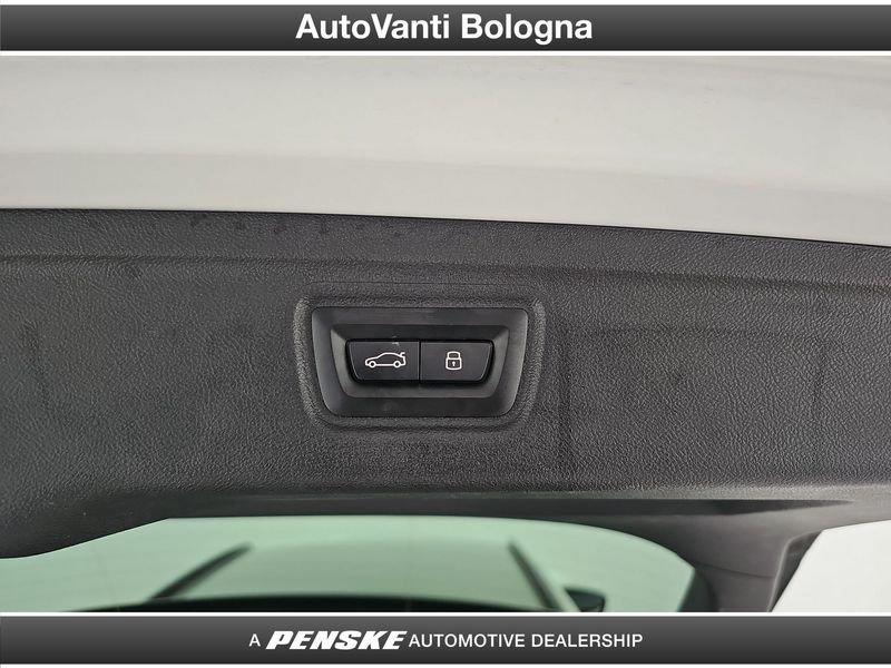 BMW Serie 3 320d Touring mhev 48V xdrive MSport Pro auto