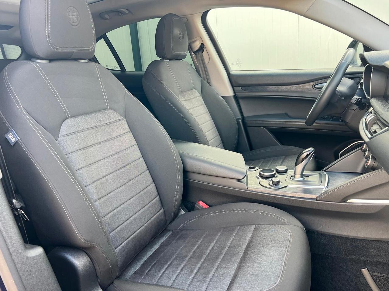 Alfa Stelvio 190 CV Q4 TETTO PANORAMICO APRIBILE