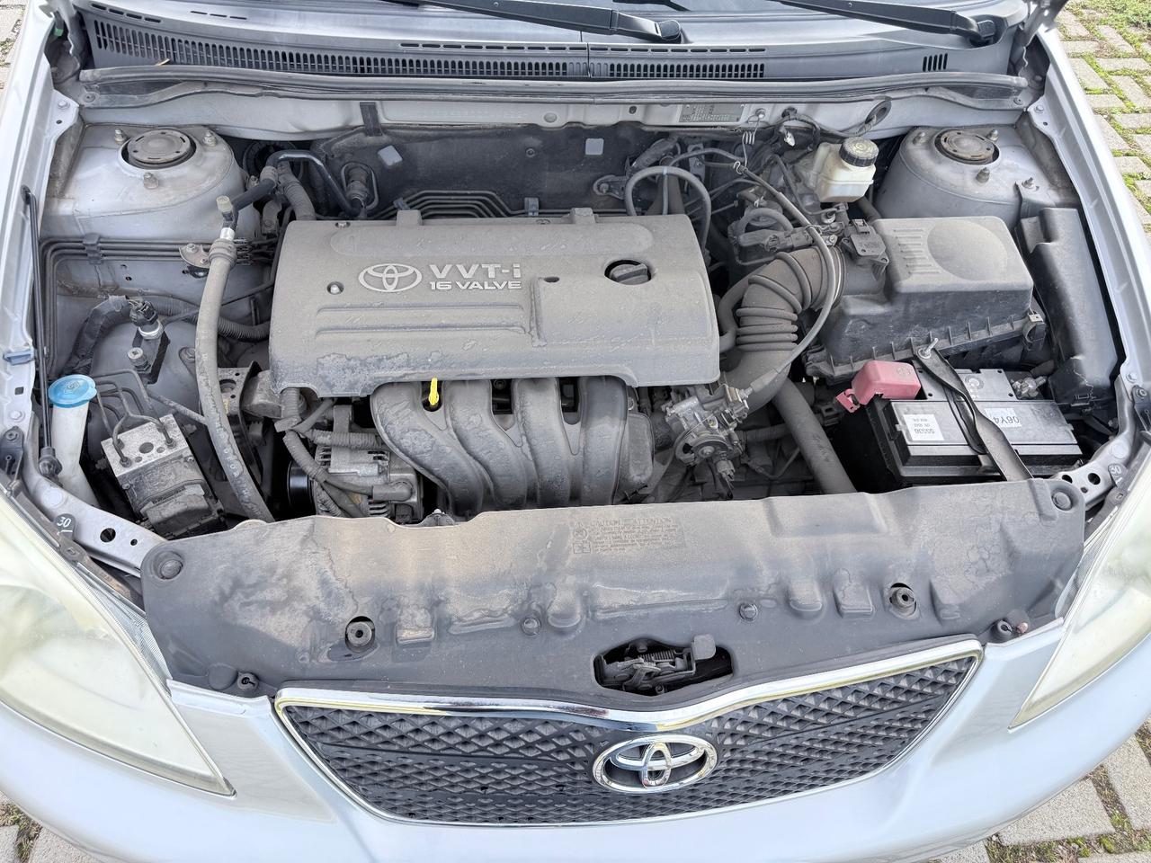 Toyota Corolla 1.6 16V 5 porte