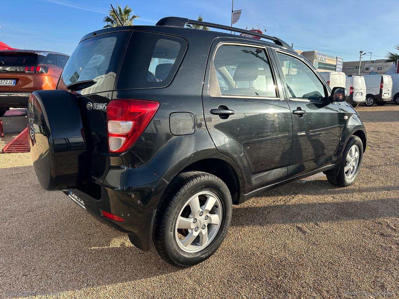 DAIHATSU Terios 1.5 4X4 BENZ-GPL