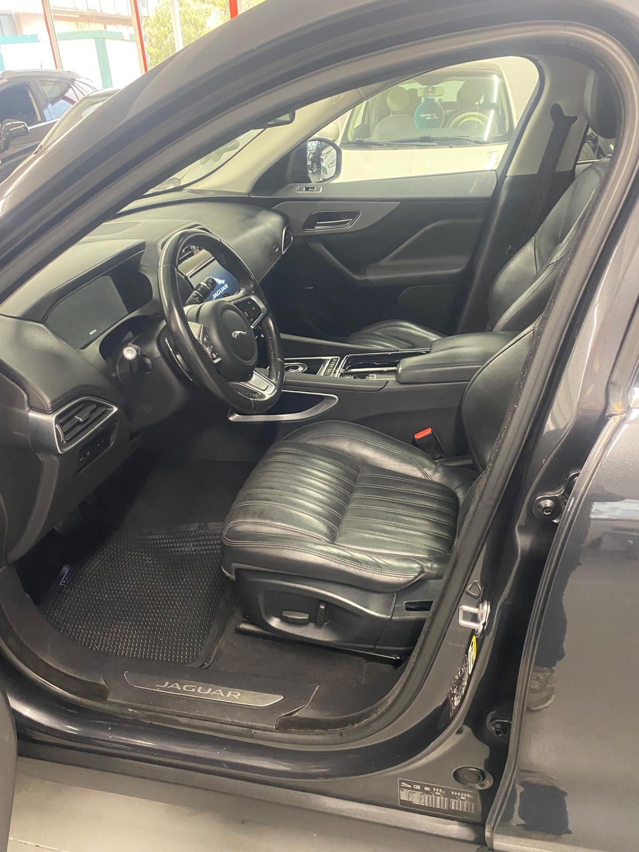 Jaguar F-Pace 2.0 D 180 CV AWD aut. Portfolio