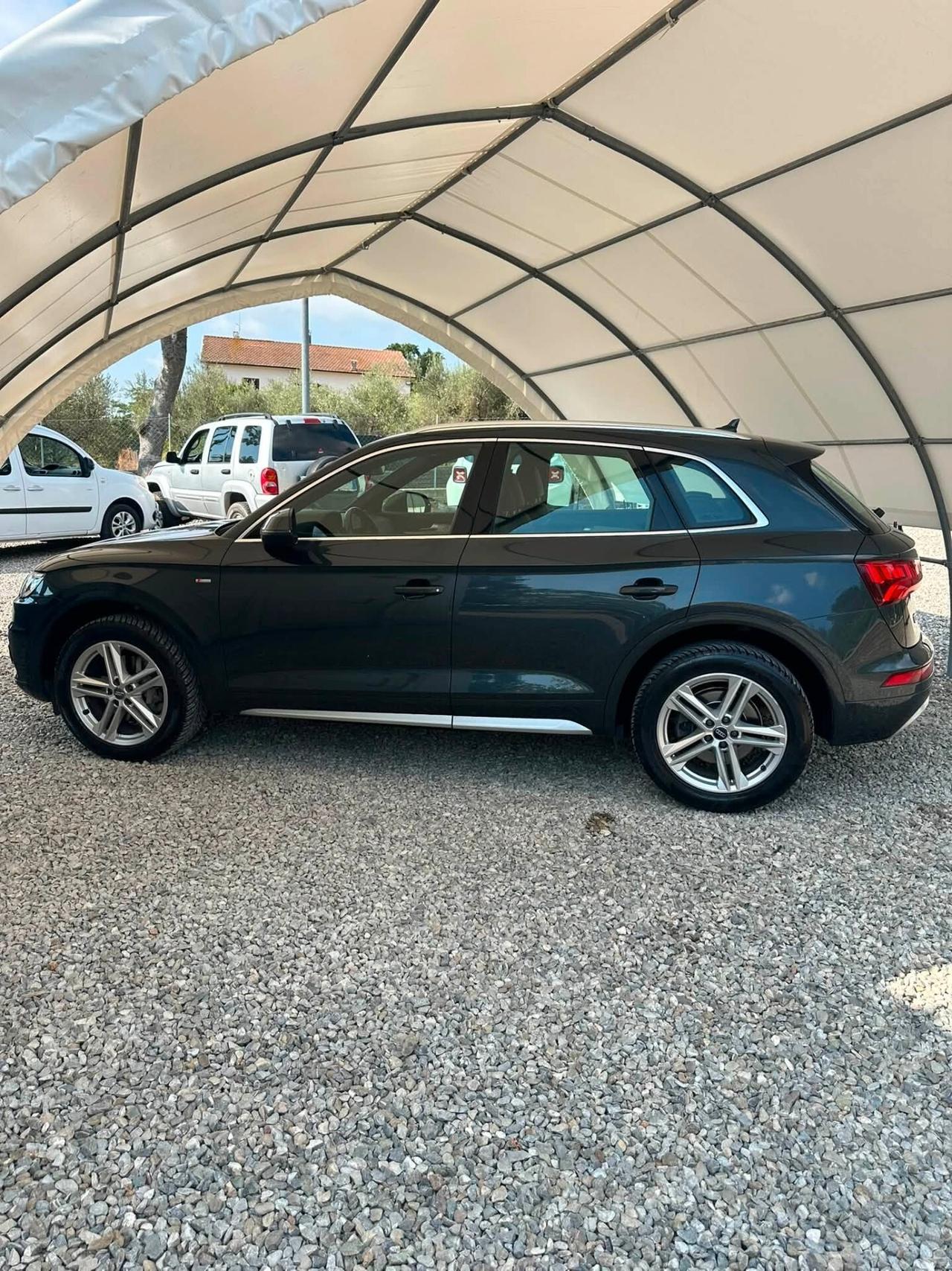 Audi Q5 2.0 TDI quattro S tronic line plus