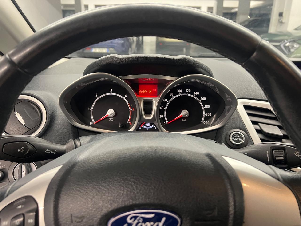 Ford Fiesta 1.4 TDCi 70CV 5 porte Titanium