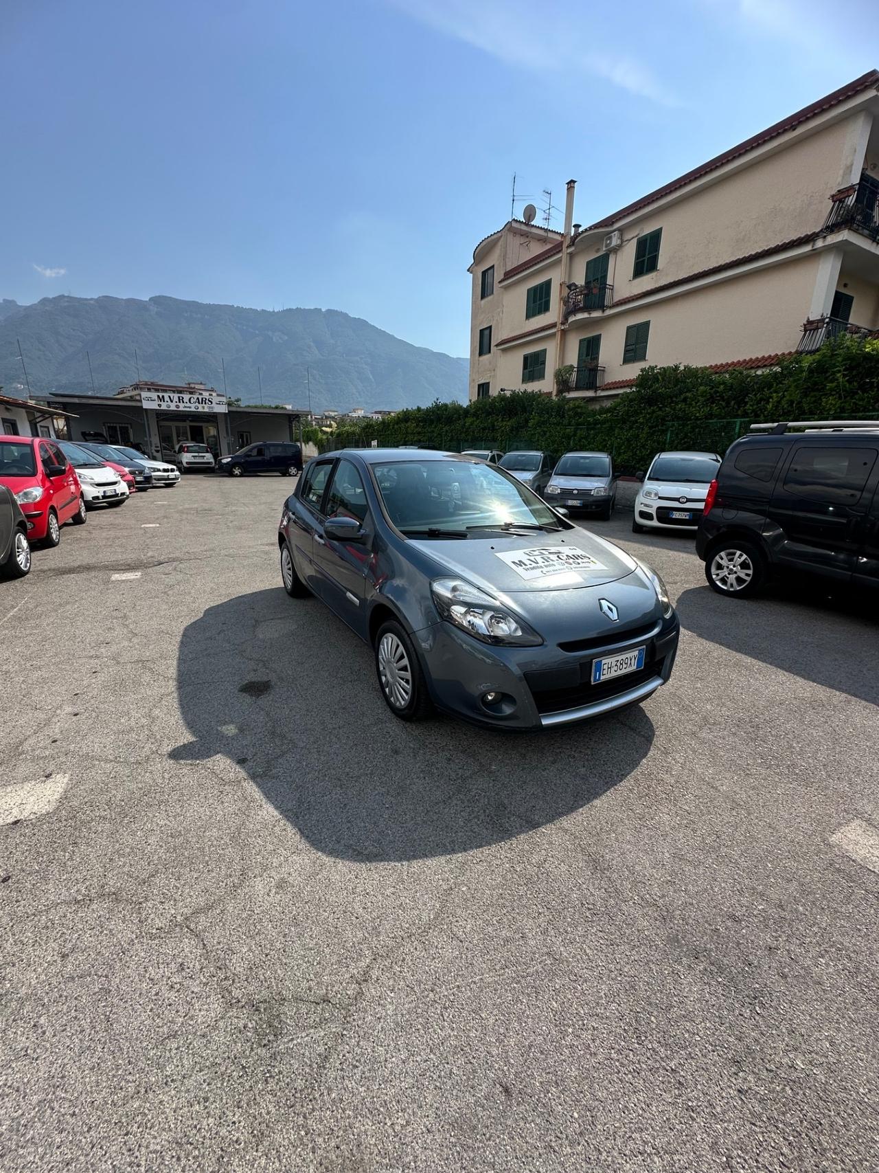 Renault Clio 1.2 16V 5 porte Luxe