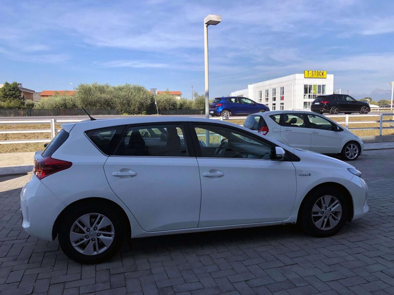 Toyota Auris Auris 5p 1.8h HYBRID Lounge