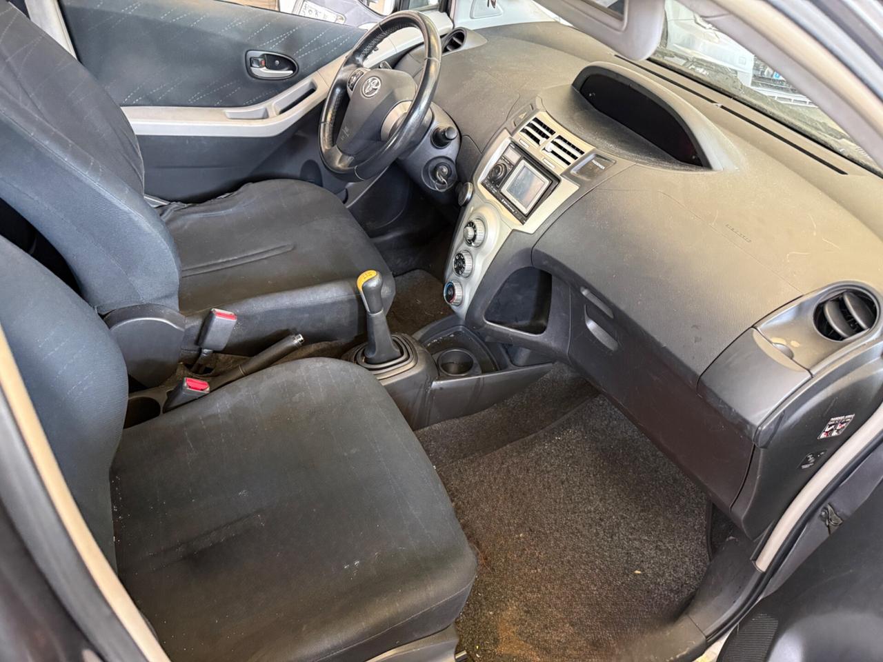 Toyota Yaris 1.3 5 porte Navi