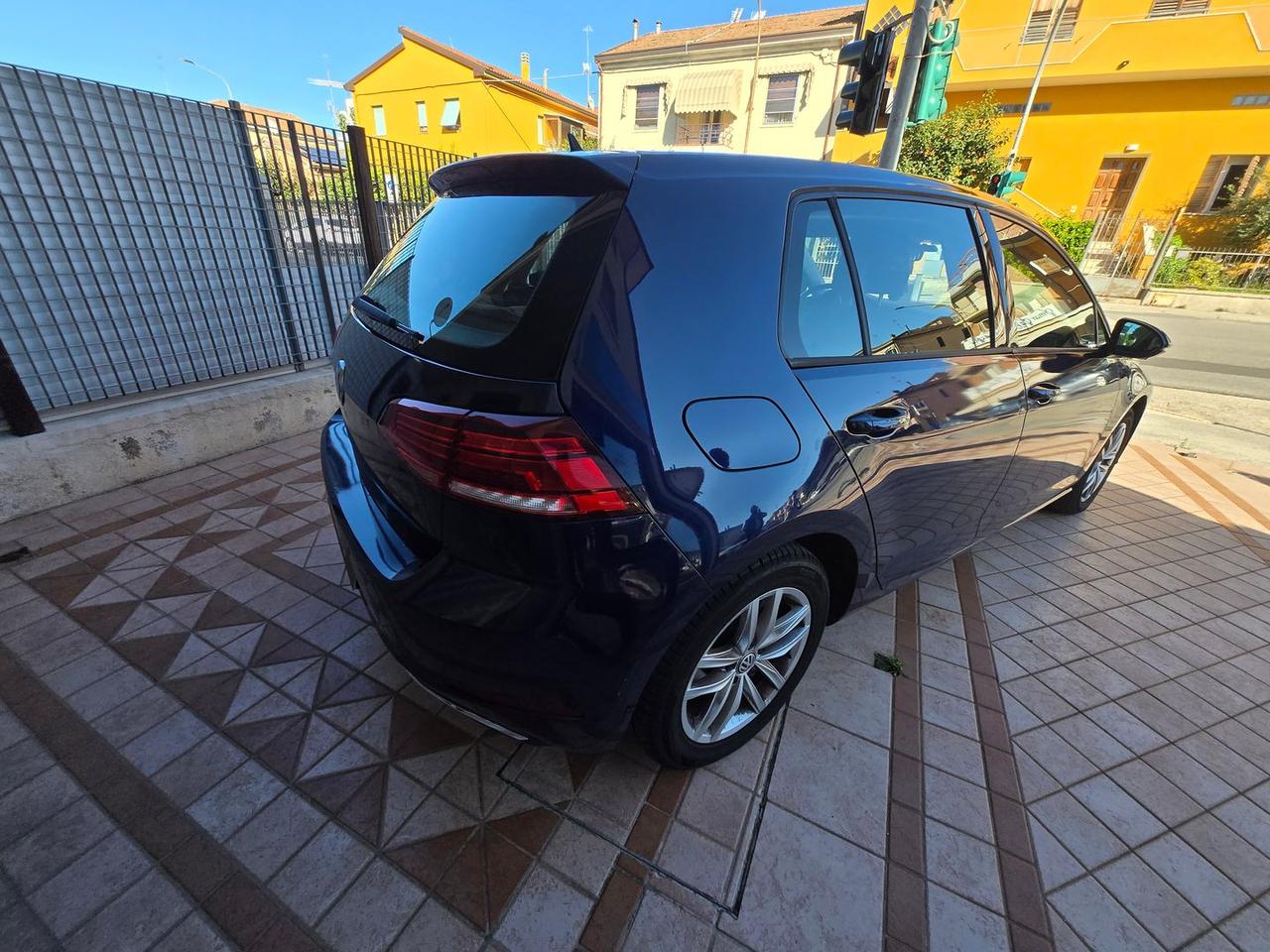 Volkswagen Golf 1.6 TDI EXECUTIVE #50413