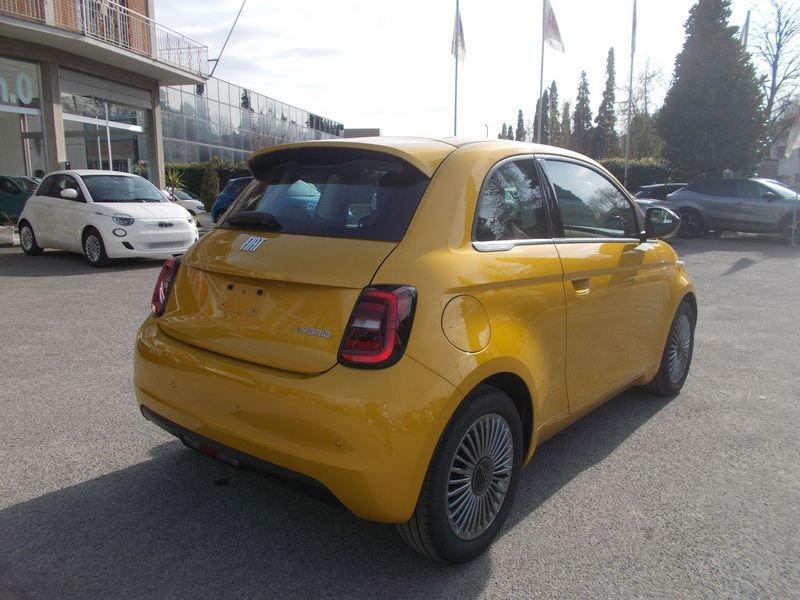FIAT 500 Hybrid Hybrid Icon 338.7575187 MASSARI MARCO PRONTA IN SEDE