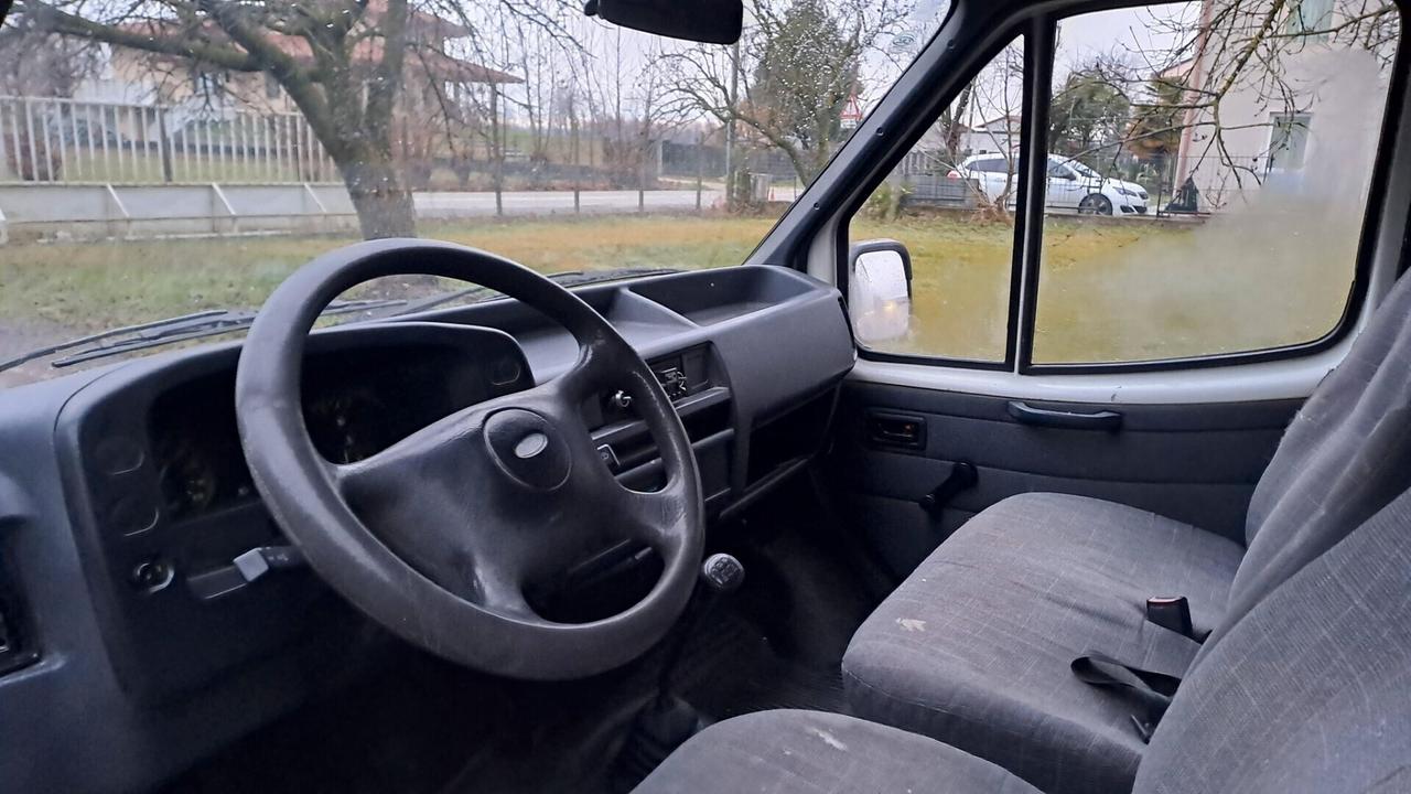 Ford Transit LUNGO