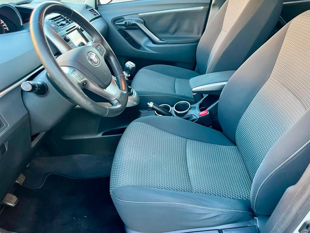 Toyota Verso 2.0d4d 2014 169.000km 7 posti perfetta