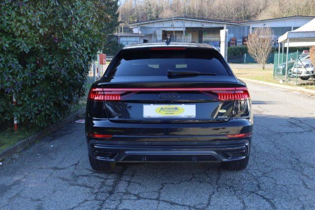 AUDI Q8 45 TDI quattro tiptronic Sport