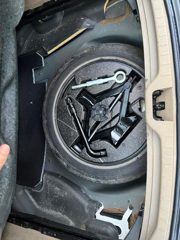 Volvo XC60 2.4d Momentum fwd 175cv auto