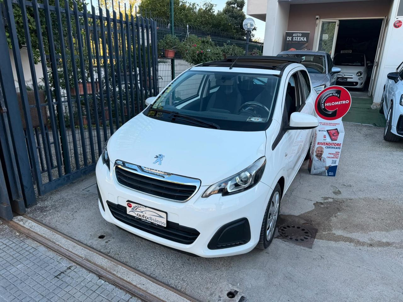 Peugeot 108 VTi 72 5 porte Allure