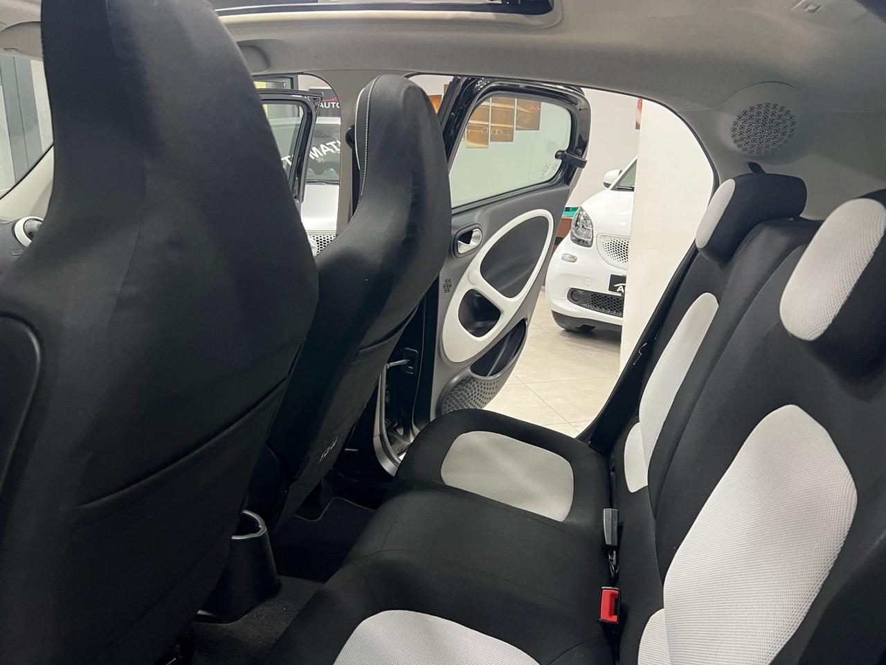 Smart ForFour 70 1.0 Passion