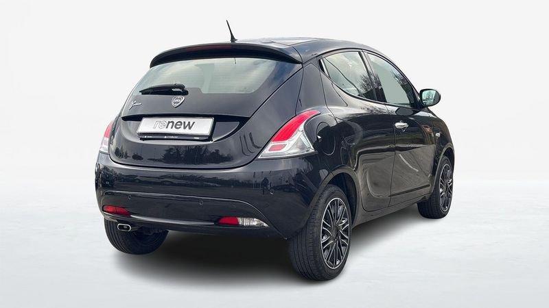 Lancia Ypsilon III 2015 5 Porte 1.2 Ecochic 69cv Gold my16