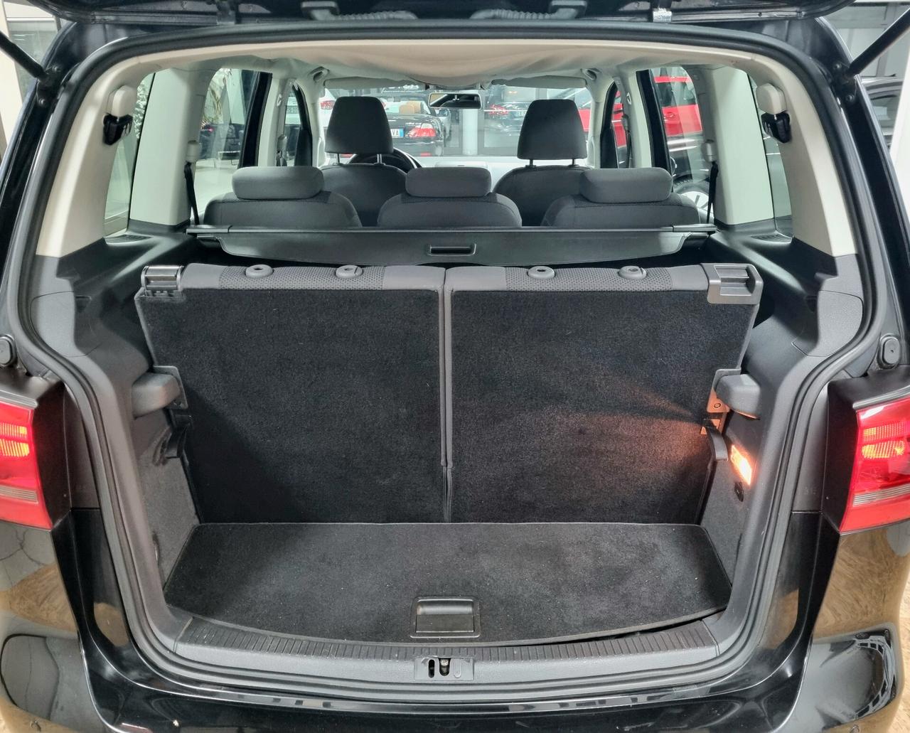 VOLKSWAGEN TOURAN 1.6 TDI 105 COMFORTLINE 7 POSTI