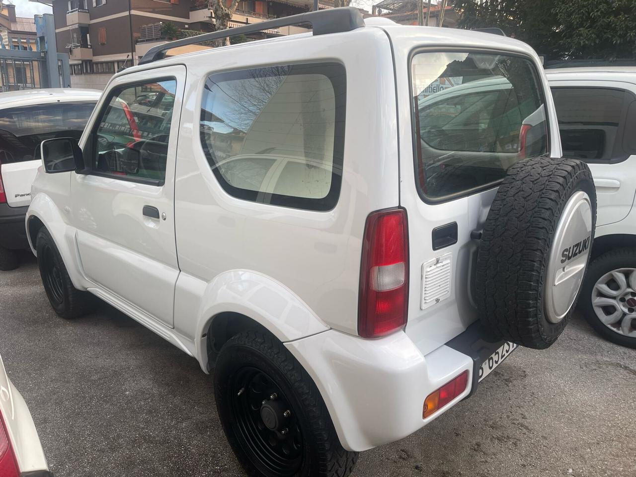 Suzuki Jimny 1.3 4WD Evolution AUTOCARRO 3porte Bianco, 11/2015, Km 176.467