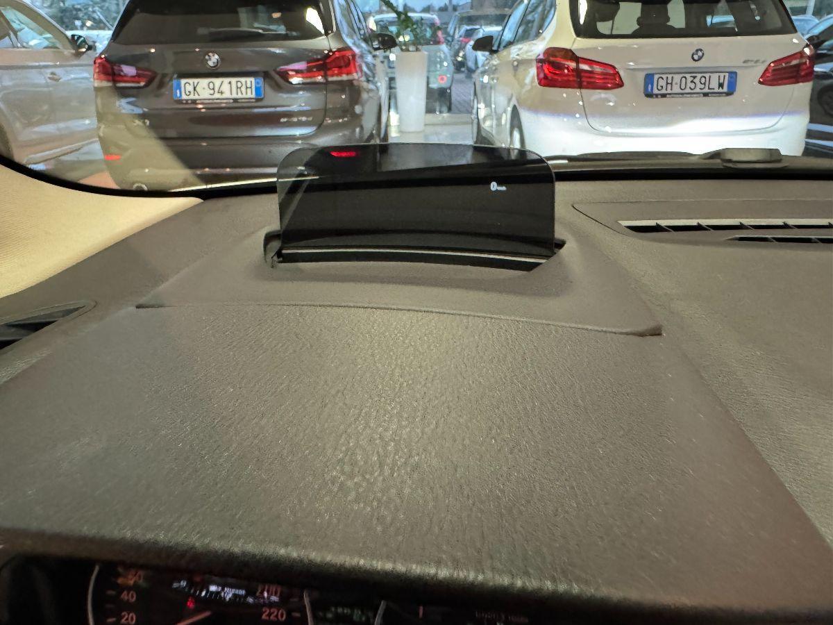 BMW Serie 2 218d Active Tourer Luxury Tetto Pelle