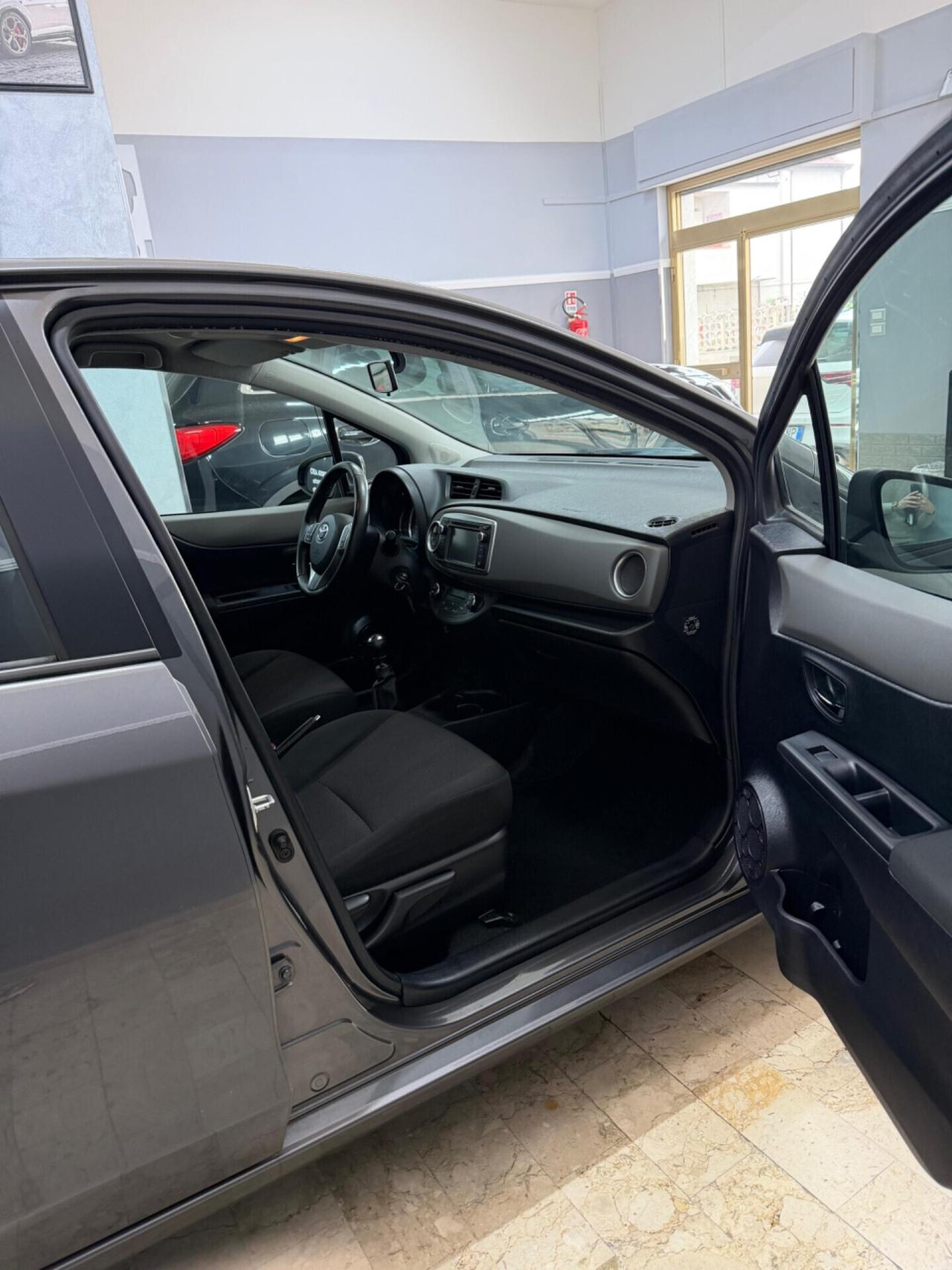 Toyota Yaris 1.4 D-4D 5 porte Lounge