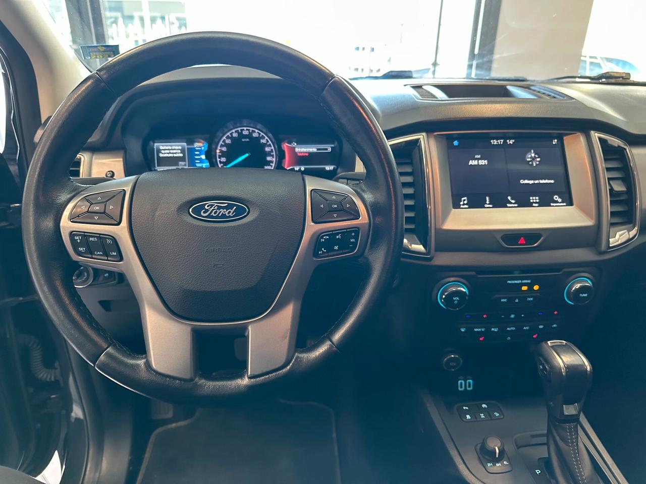 Ford Ranger 2.0 TDCi DC Limited 5 posti AUTOCARRO N1 GANCIO TRAINO