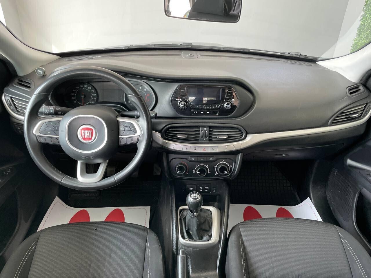 Fiat Tipo Easy - Pack con Sedili riscaldati