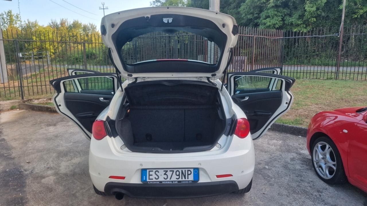 Alfa Romeo Giulietta 1.6 JTDm-2 105 CV EXCLUSIVE - 2013