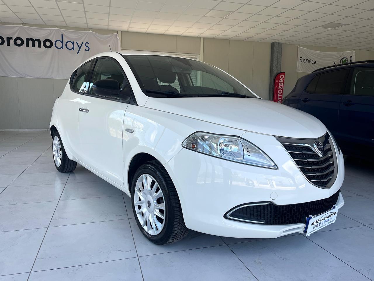 Lancia Ypsilon 1.2 69 CV 5 porte KM 104000