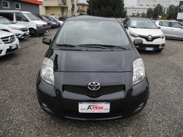 TOYOTA Yaris 1.4 D-4D DPF 5p. 6M - OK NEOPATENTATI - DA VETRINA