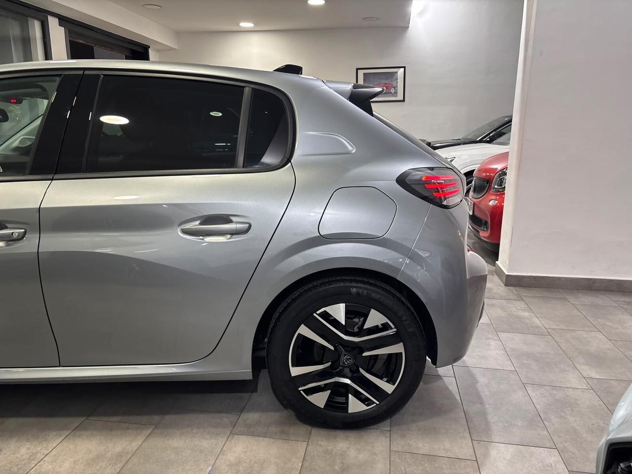 PEUGEOT 208 1.2 PURETECH ALLURE S&S 100CV