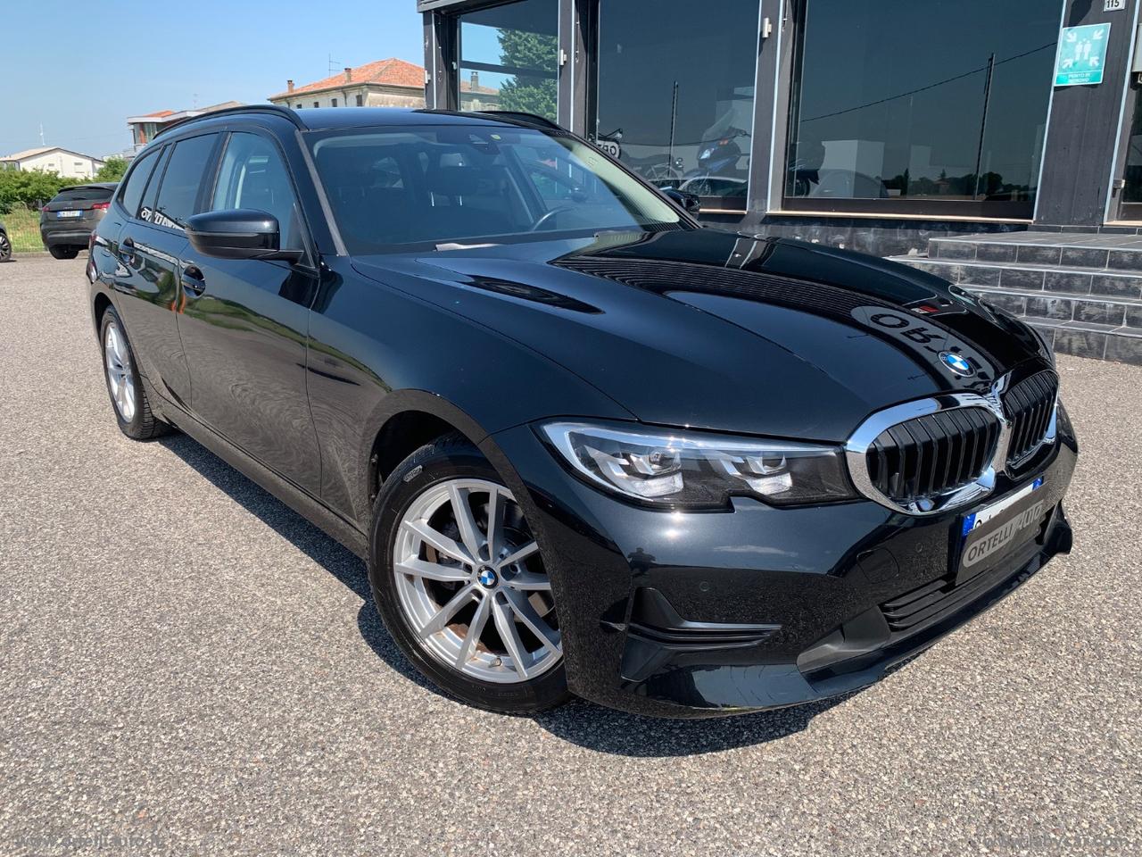 BMW 318d 48V Touring Business Advantage