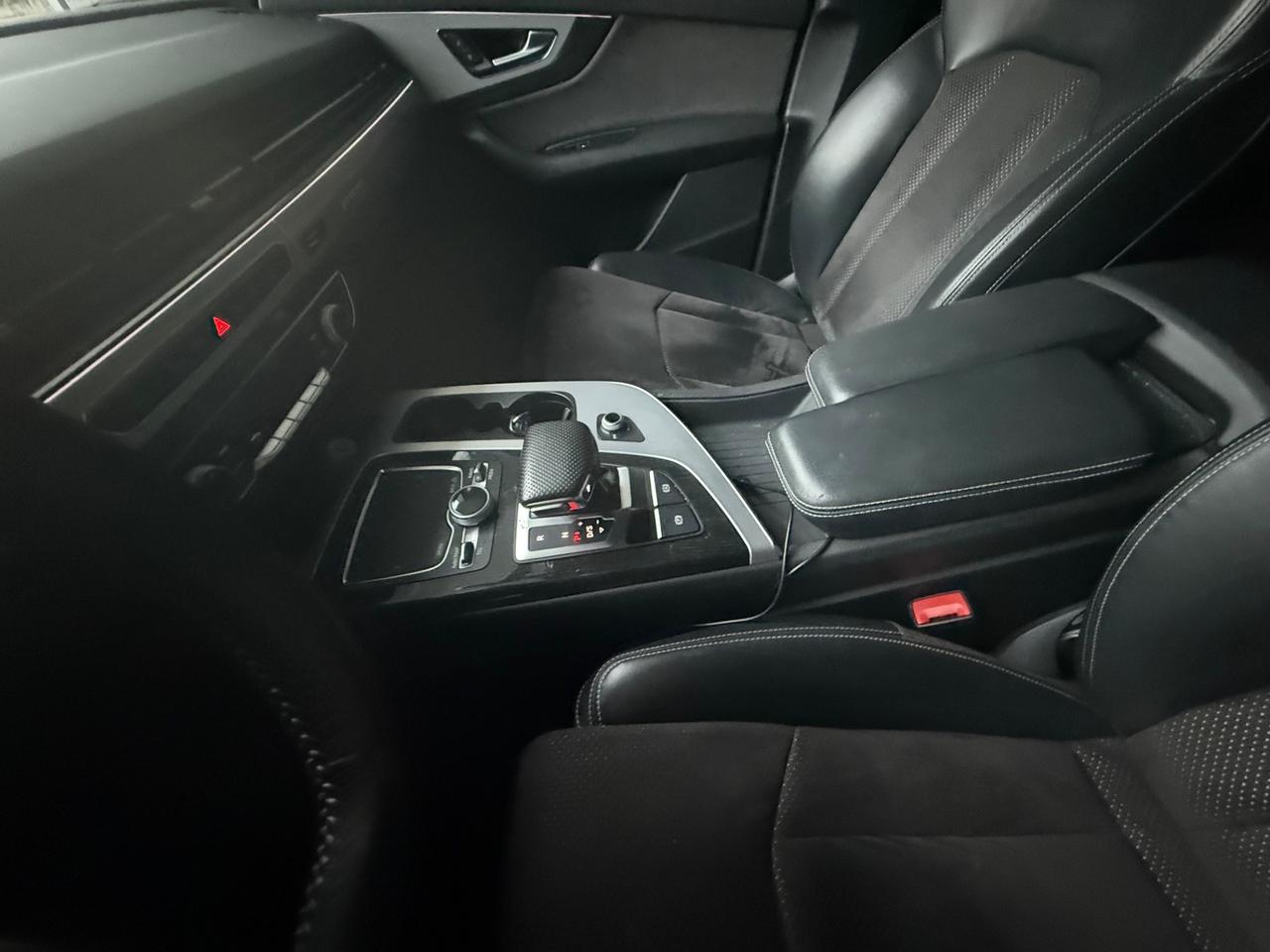 Audi Q7 50 TDI quattro tiptronic Business