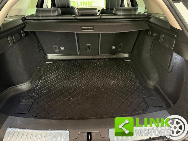 LAND ROVER Range Rover Velar 2.0D I4 240 CV R-Dynamic HSE - MOTORE 15000 KM