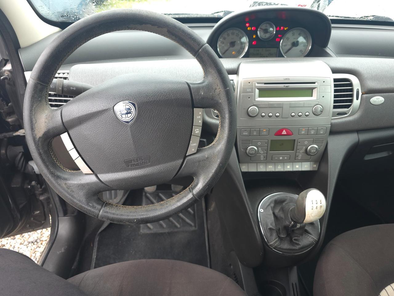 Lancia Ypsilon 1.3 MJT 75 CV Passion