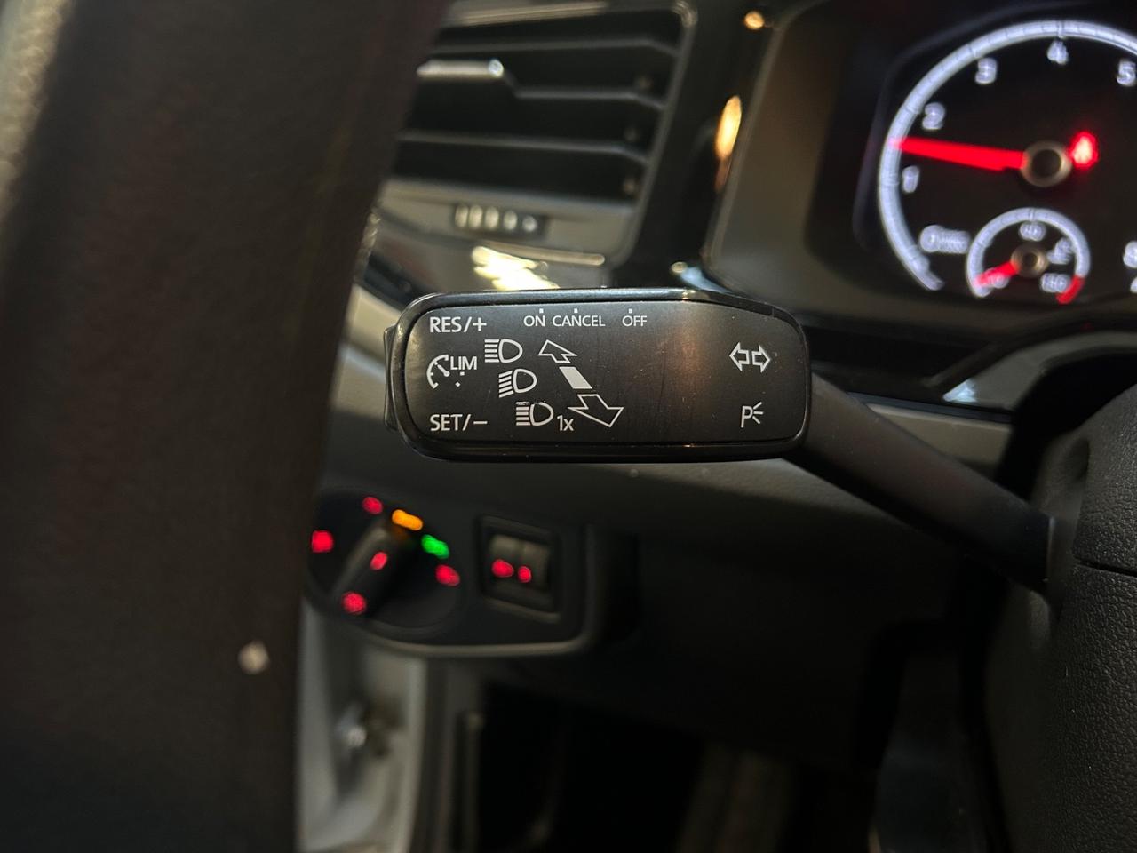 Volkswagen Polo 1.0 TSI 95cv 5p. Highline neopatentati