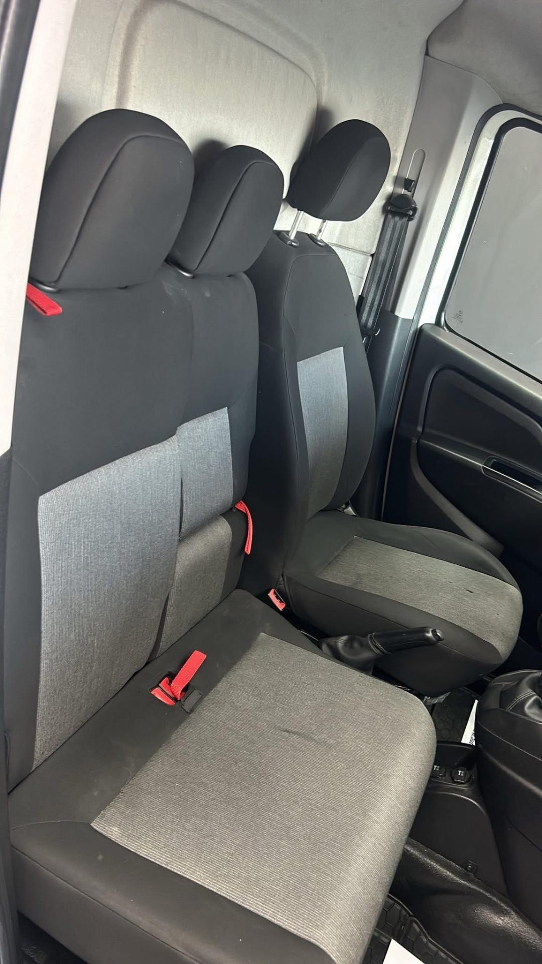 Fiat Doblo 1.3 Multijet 95 cv 2018 3 POSTI
