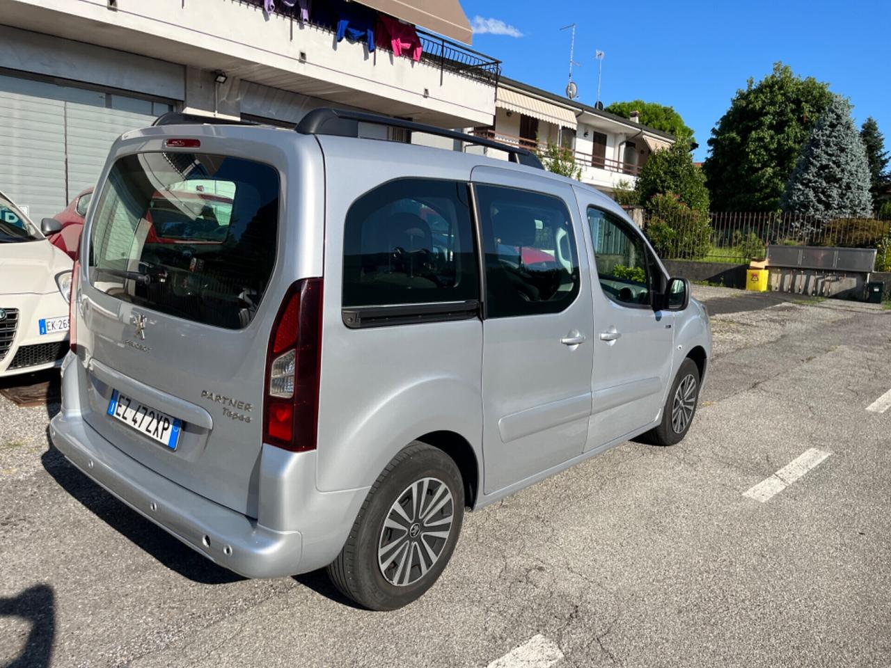 Peugeot Partner Tepee 1.6 HDi 92CV Outdoor