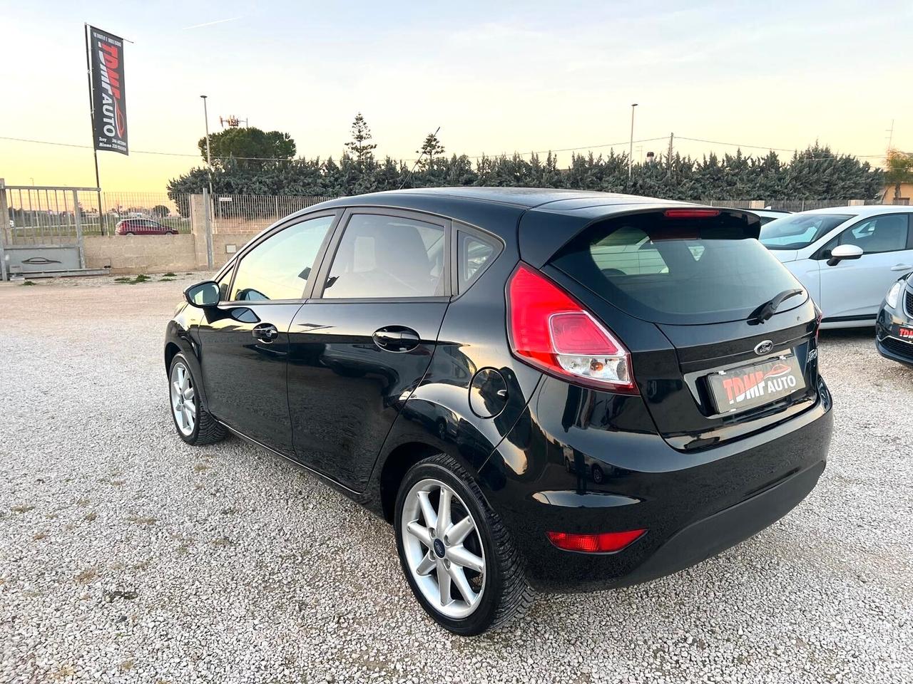 Ford Fiesta 1.5 TDCi 75CV 5 porte Titanium